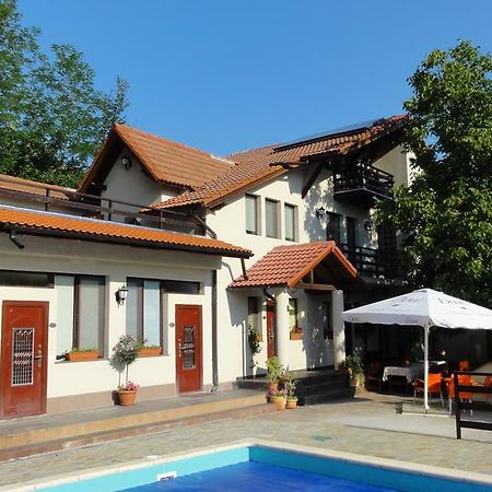 Vila Europa Серата-Монтеору Екстер'єр фото